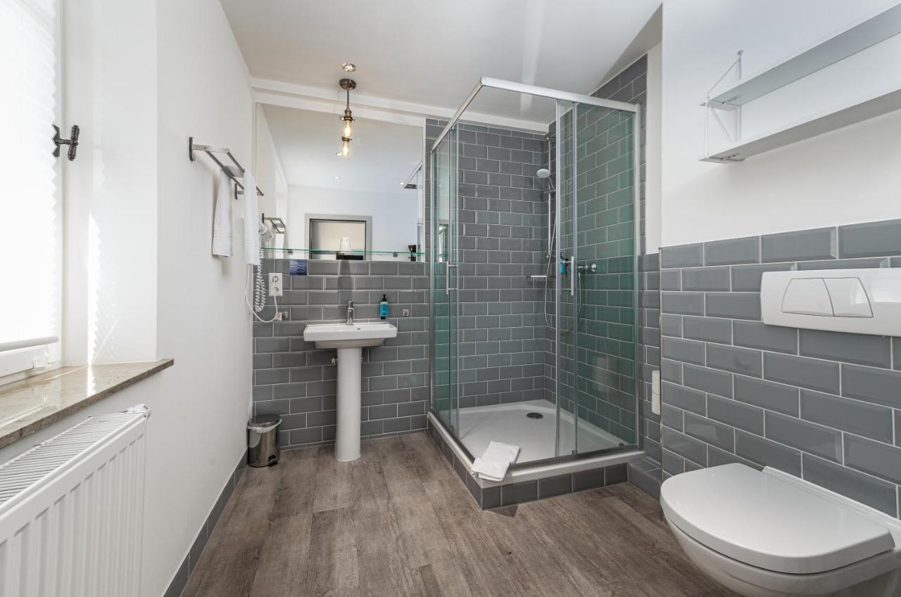 Hotel Das Q Aldingen  Ngoại thất bức ảnh